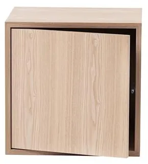 Muuto Stacked Hyllesystem Medium med Dør Eik